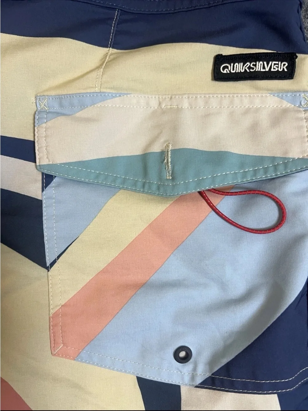 Quiksilver Highline Boardshorts Men's Size 40 Colorful Abstract Surfer Skater